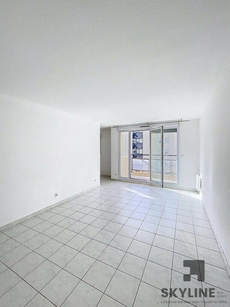 Type 2 de 35, 86 m² avec balcon