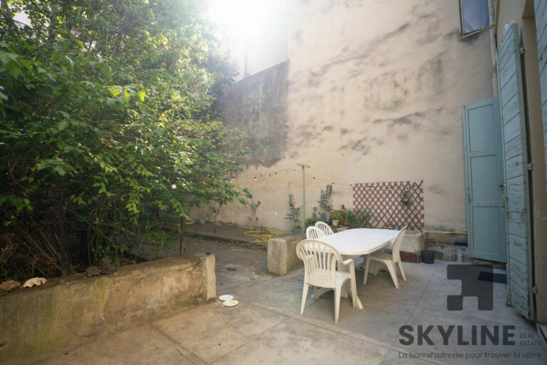 A louer appartement type 3  meublé avec jardin bail étudiant